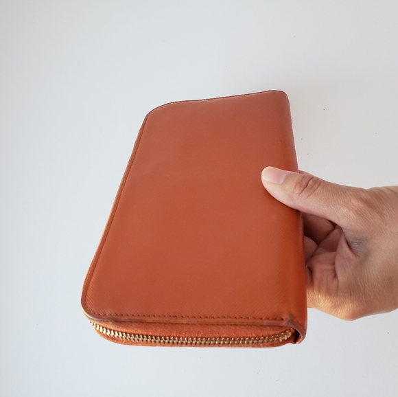 Authentic Prada Large Saffiano Leather Wallet - Picture 16 of 17